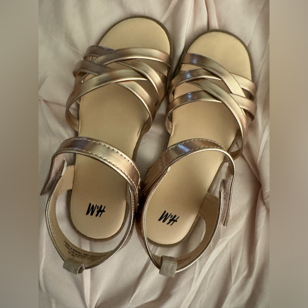 BN Sandals